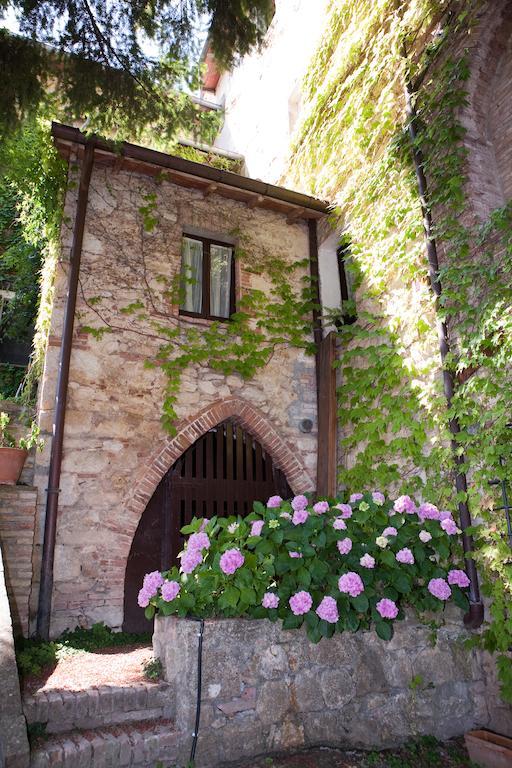 Hotel Antico Convento Santa Chiara à Sarteano Extérieur photo